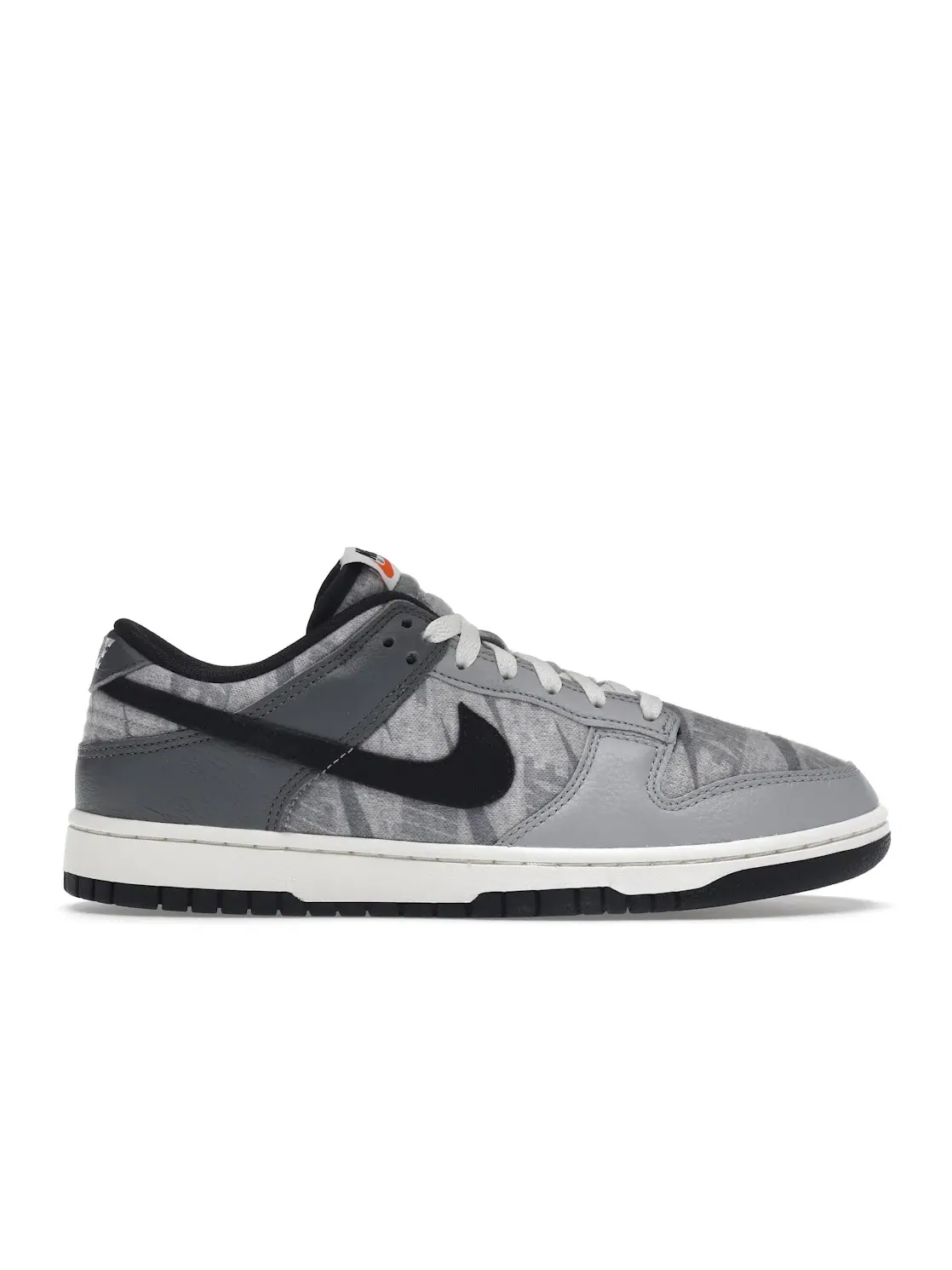 Мужские кроссовки Lifestyle с принтом Nike Dunk Low SE Nike — изображение 1 из 4