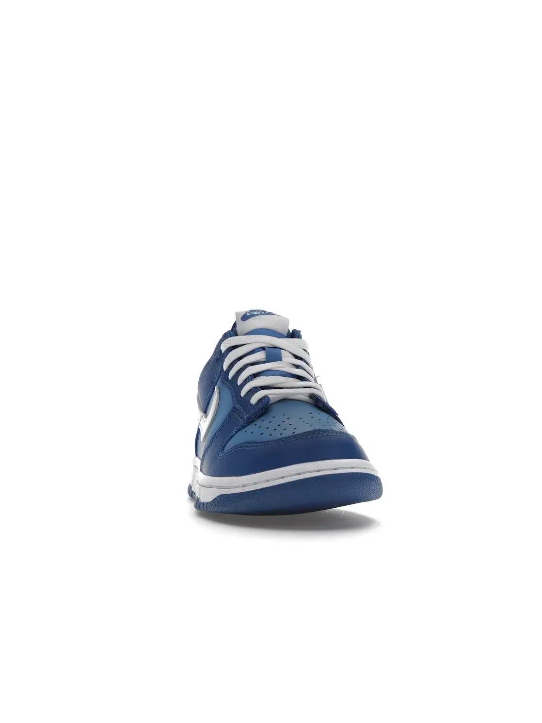 Детские кроссовки Lifestyle Nike Dunk Low — изображение 2 из 4, темный синий/синий/белый