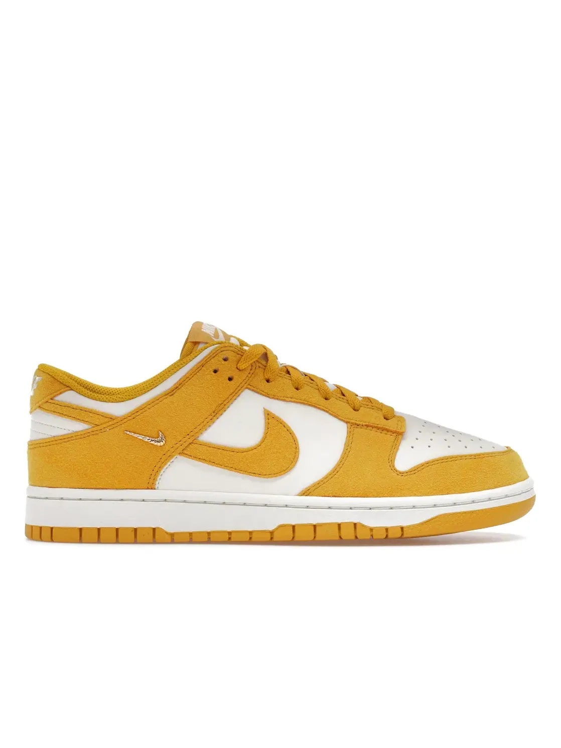 Женские кроссовки Lifestyle с мини-свущ Nike Dunk Low — изображение 1 из 4
