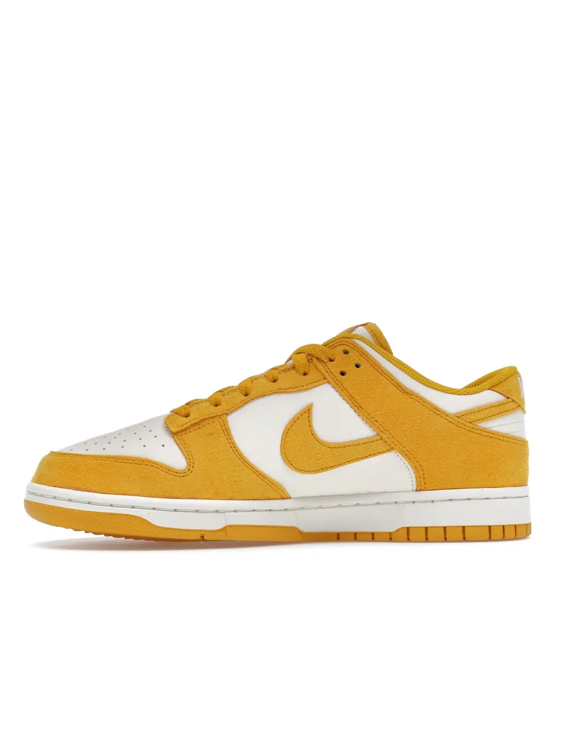 Женские кроссовки Lifestyle с мини-свущ Nike Dunk Low — изображение 3 из 4