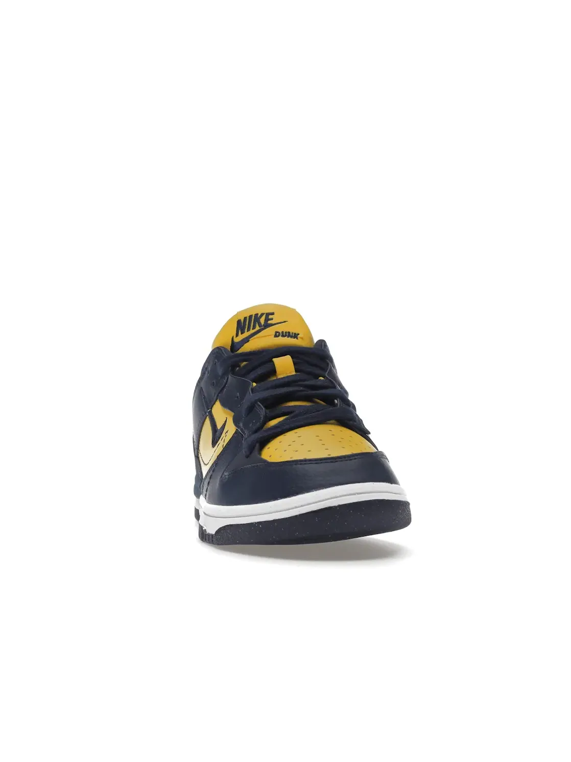 Женские кроссовки Lifestyle Nike Dunk Low Disrupt 2 — изображение 2 из 4