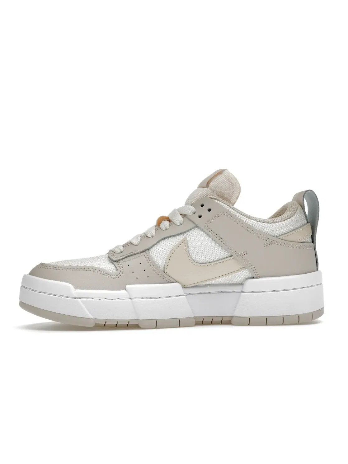Женские кроссовки Lifestyle Nike Dunk Low Disrupt — изображение 3 из 4, белый/песочный