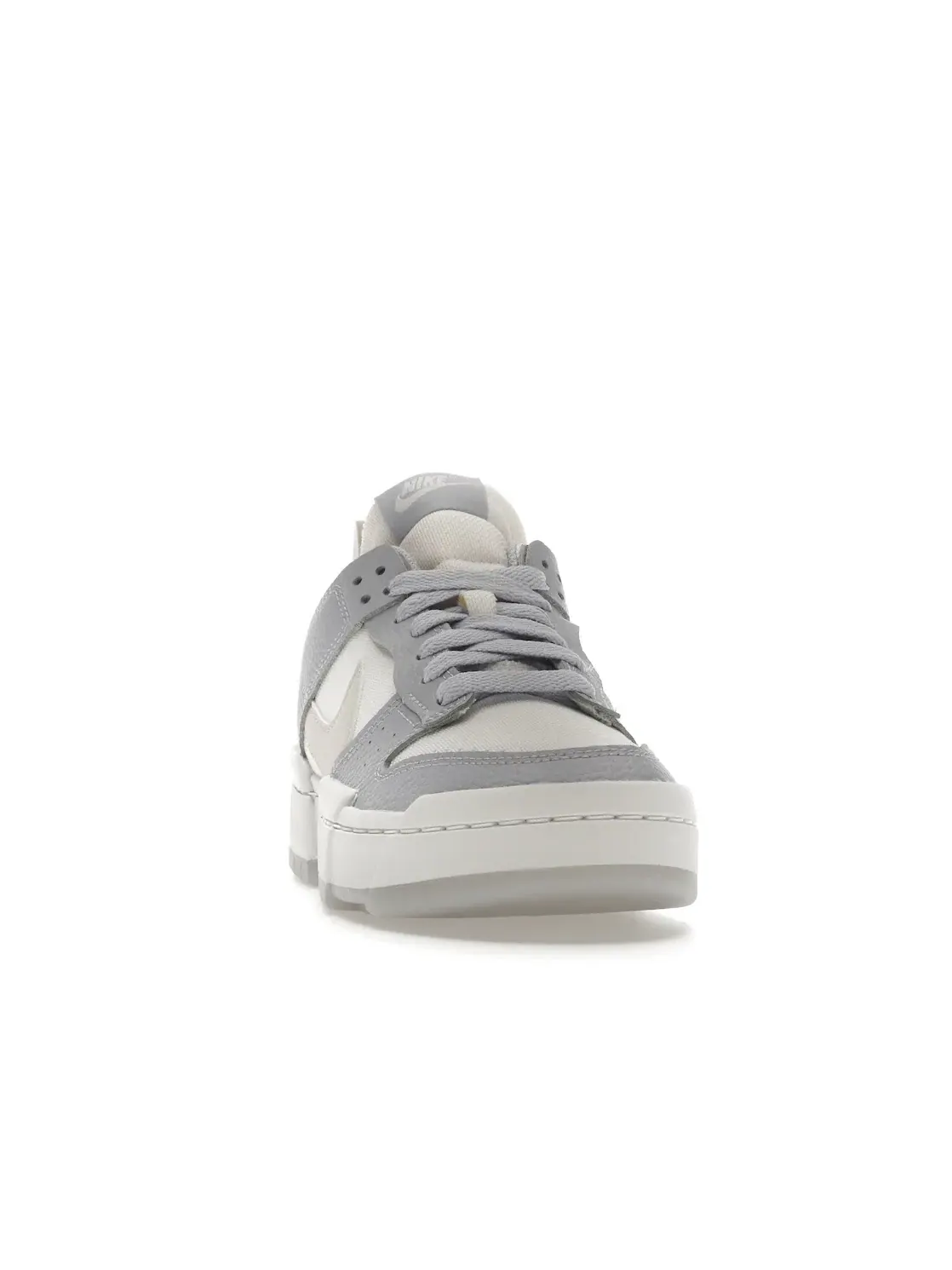 Женские кроссовки Lifestyle Nike Dunk Low Disrupt — изображение 2 из 4, белый/песочный