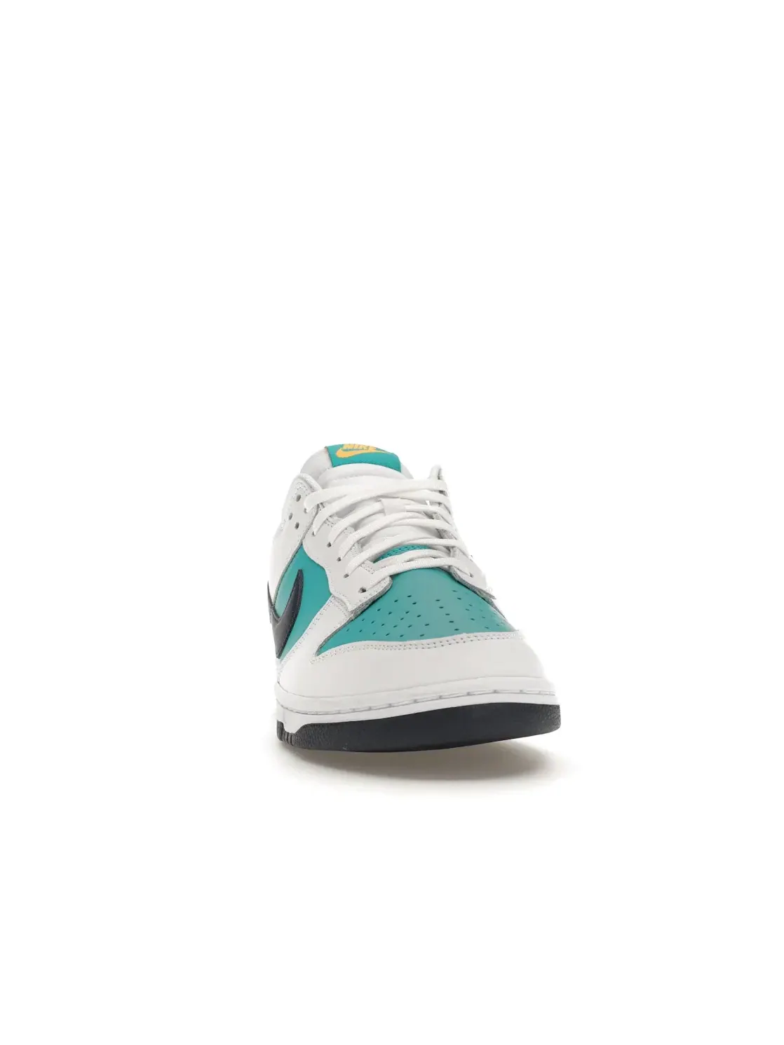 Мужские кроссовки Lifestyle Nike Dunk Low — изображение 2 из 4