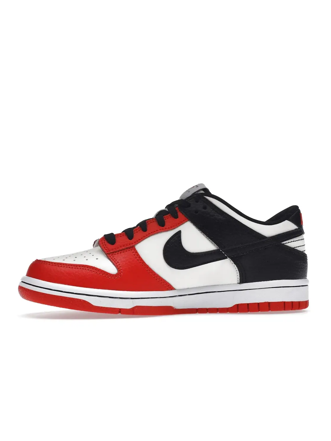 Детские кроссовки Lifestyle с принтом Nike Dunk Low EMB Nike — изображение 3 из 4, черный/красный/черный