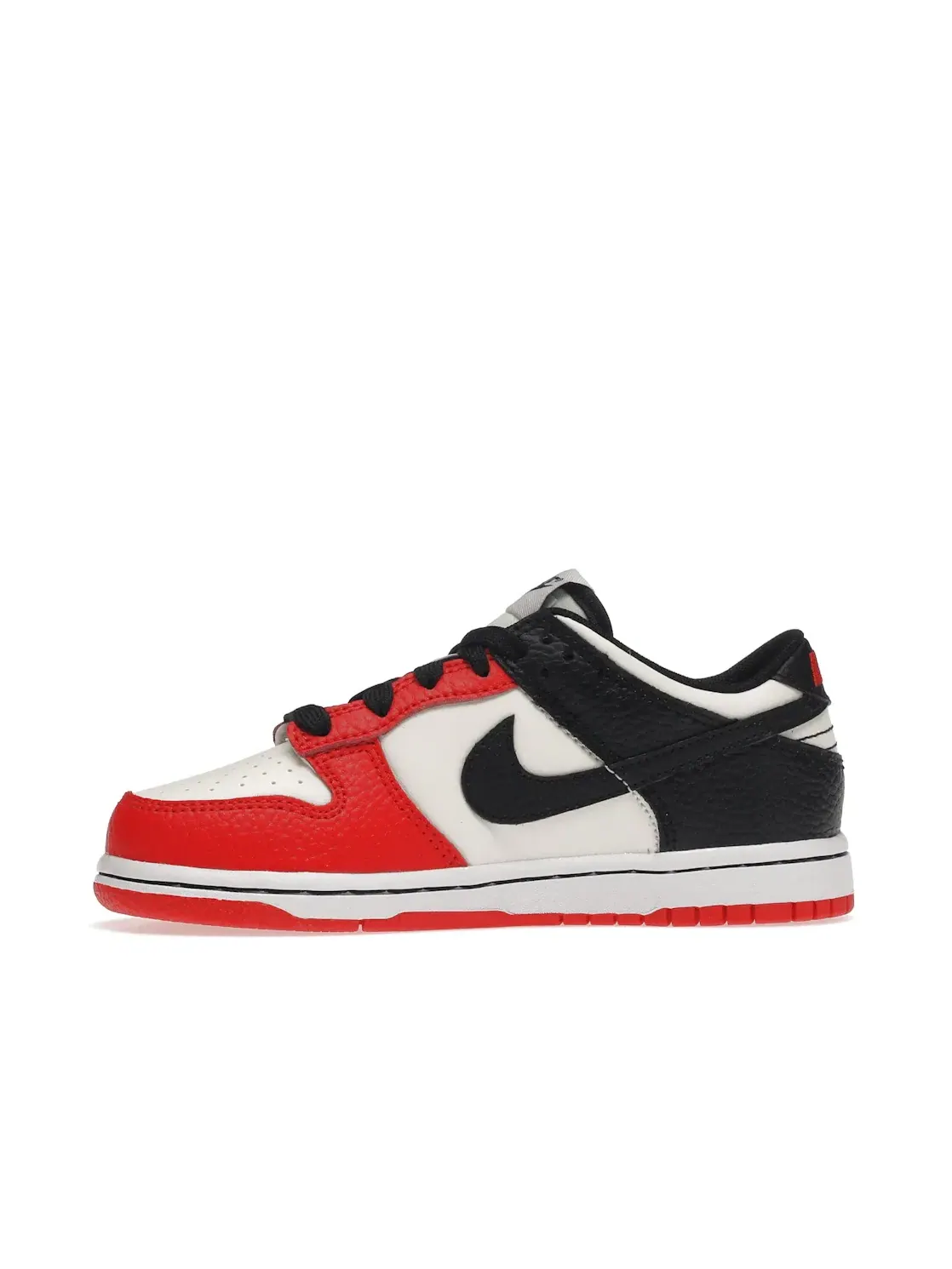 Детские кроссовки Lifestyle с кожаным верхом Nike Dunk Low EMB — изображение 3 из 4, черный/красный/черный