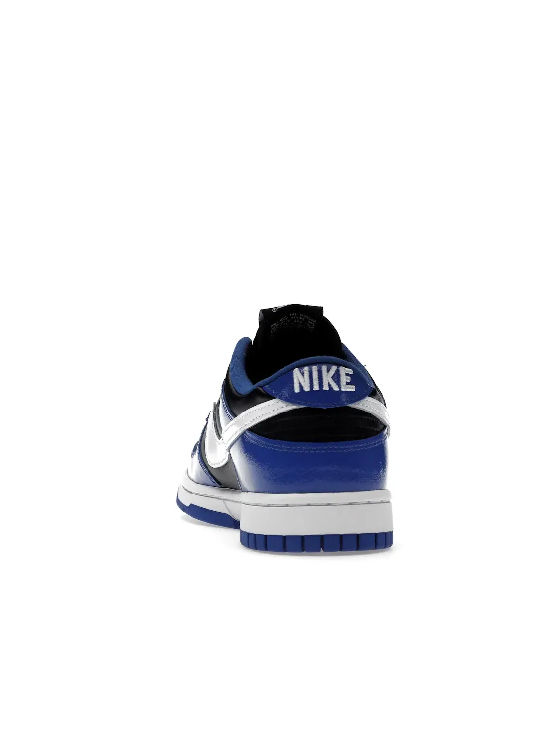 Женские кроссовки с ретро-дизайном Nike Dunk Low Essential — изображение 4 из 4, черный/белый