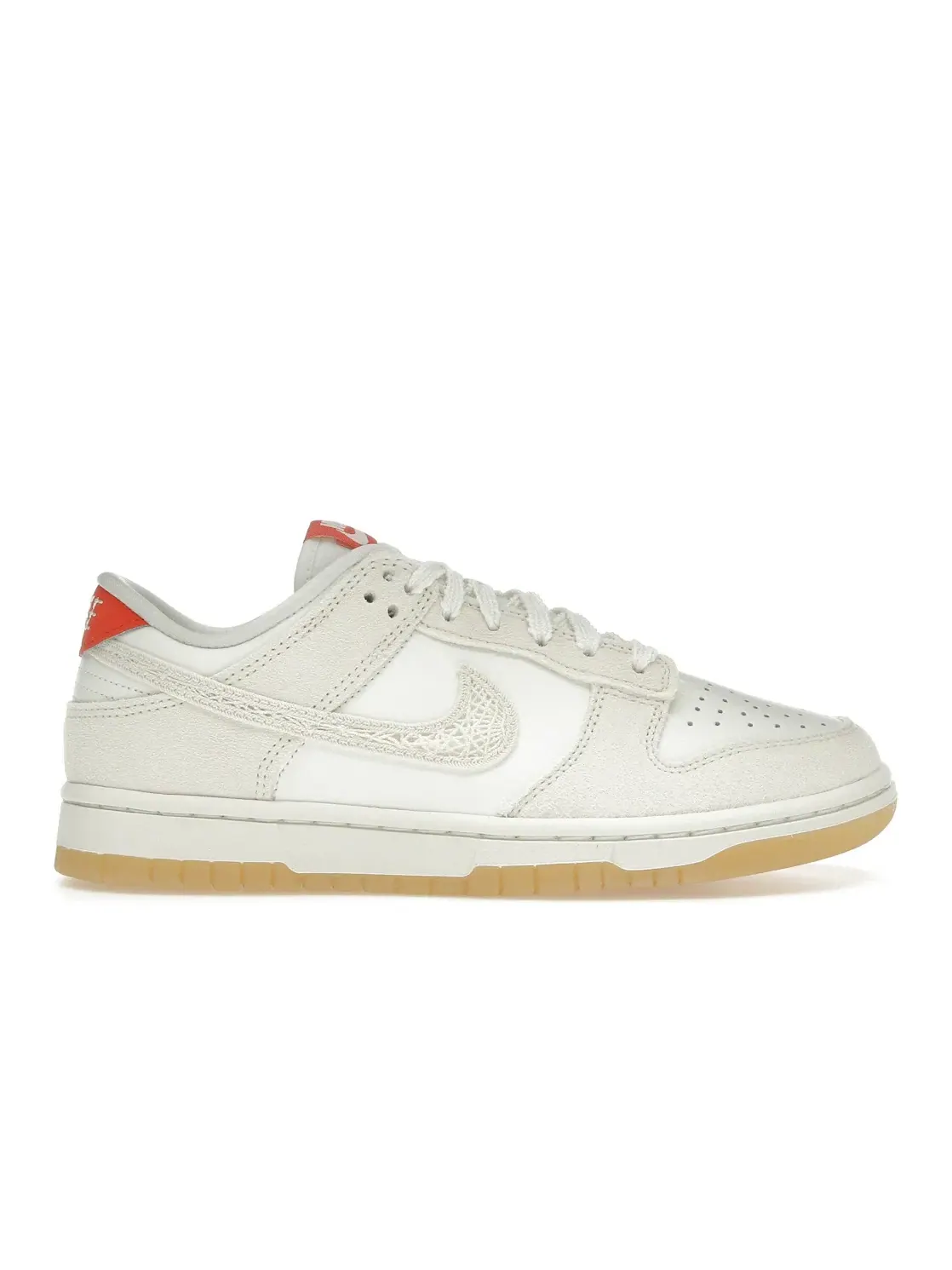 Женские кроссовки Lifestyle Nike Dunk Low Friendship Knot — изображение 1 из 4