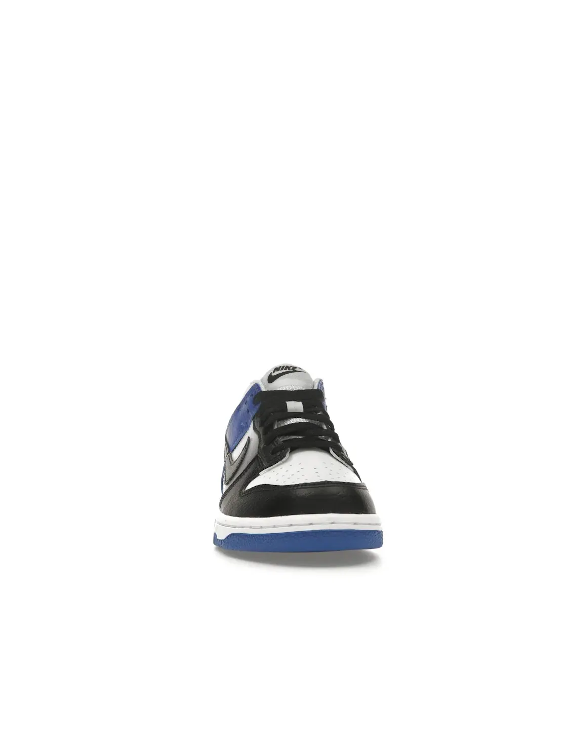Детские кроссовки Lifestyle Nike Dunk Low — изображение 2 из 4, белый черный
