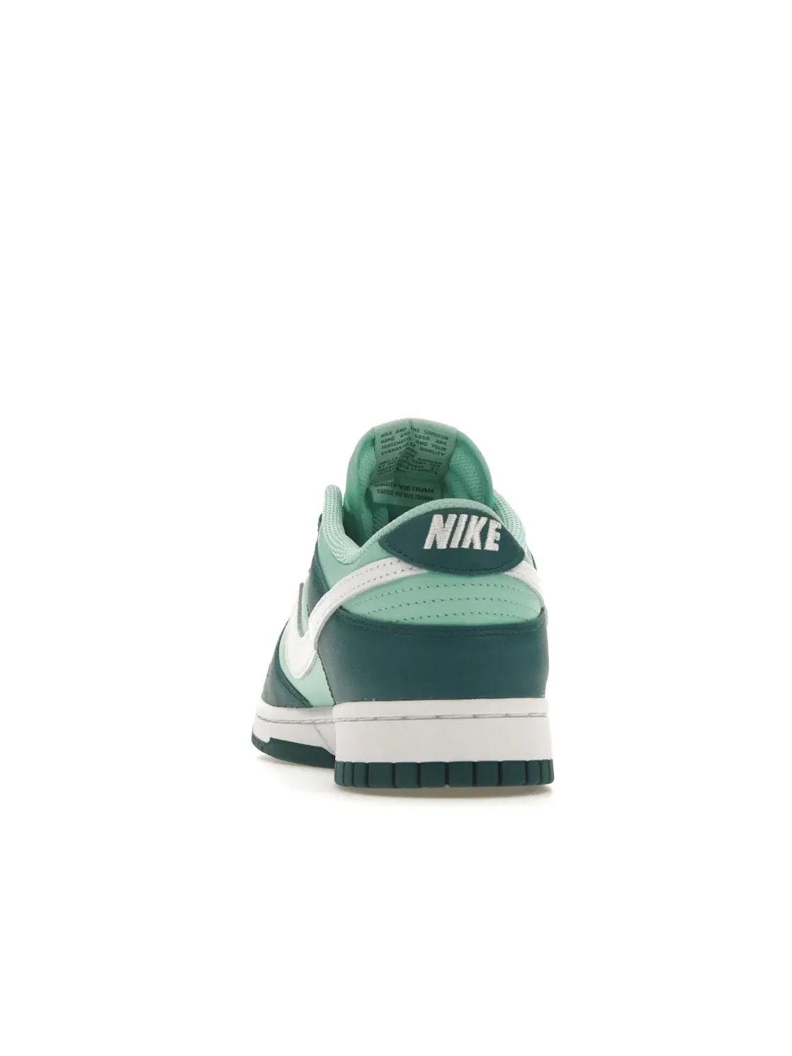 Женские кроссовки Lifestyle Nike Nike Dunk Low — изображение 4 из 4, белый