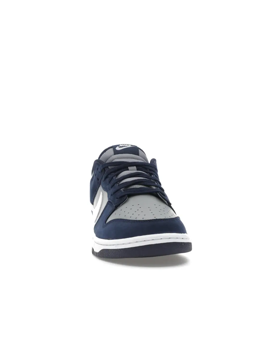 Мужские кроссовки из замши Georgetown Suede Nike Dunk Low — изображение 2 из 4, белый/светлый серый