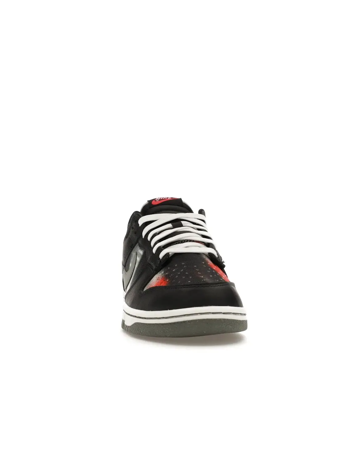 Мужские кроссовки Lifestyle Nike Dunk Low Nike — изображение 2 из 4, черный/серый/красный