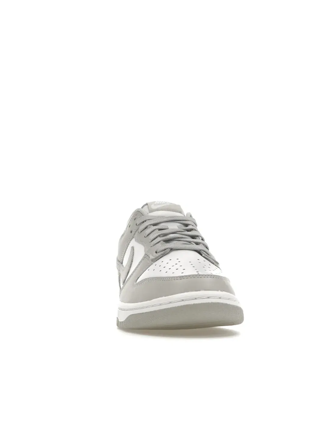 Мужские кроссовки Lifestyle Nike Dunk Low — изображение 2 из 4, белый/серый