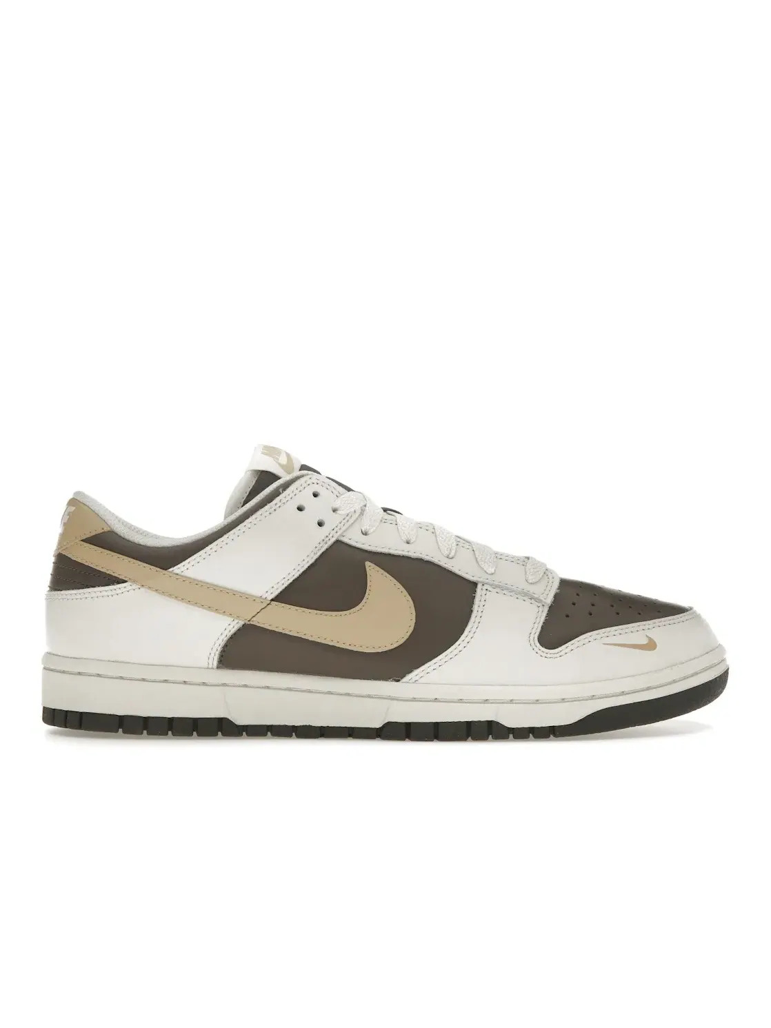 Женские кроссовки Lifestyle Nike Dunk Low, Phantom/Ironstone/Sesame — изображение 1 из 4