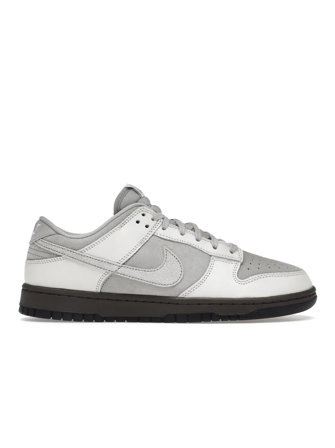Мужские кроссовки с замшевым и кожаным верхом Nike Dunk Low, Phantom/Light Iron Ore/Ironstone — изображение 1 из 4