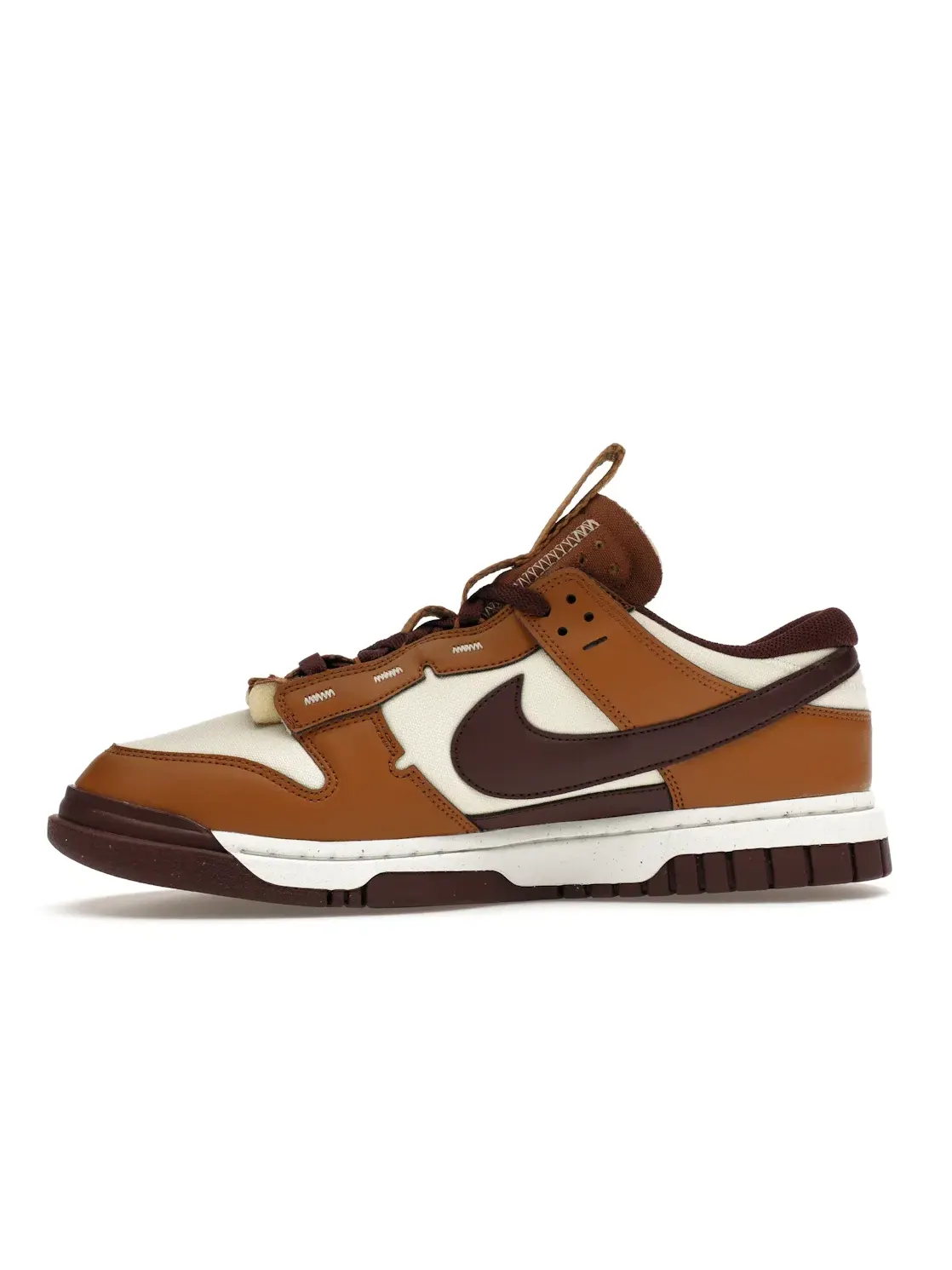 Мужские кроссовки с увеличенным дизайном Nike Dunk Low Jumbo Nike — изображение 3 из 4, светлый бежевый/бордовый