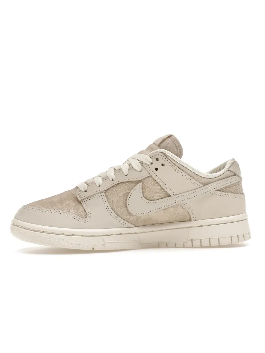 Женские кроссовки Lifestyle с цветовой блокировкой Nike Dunk Low — изображение 3 из 4, светлый коричневый