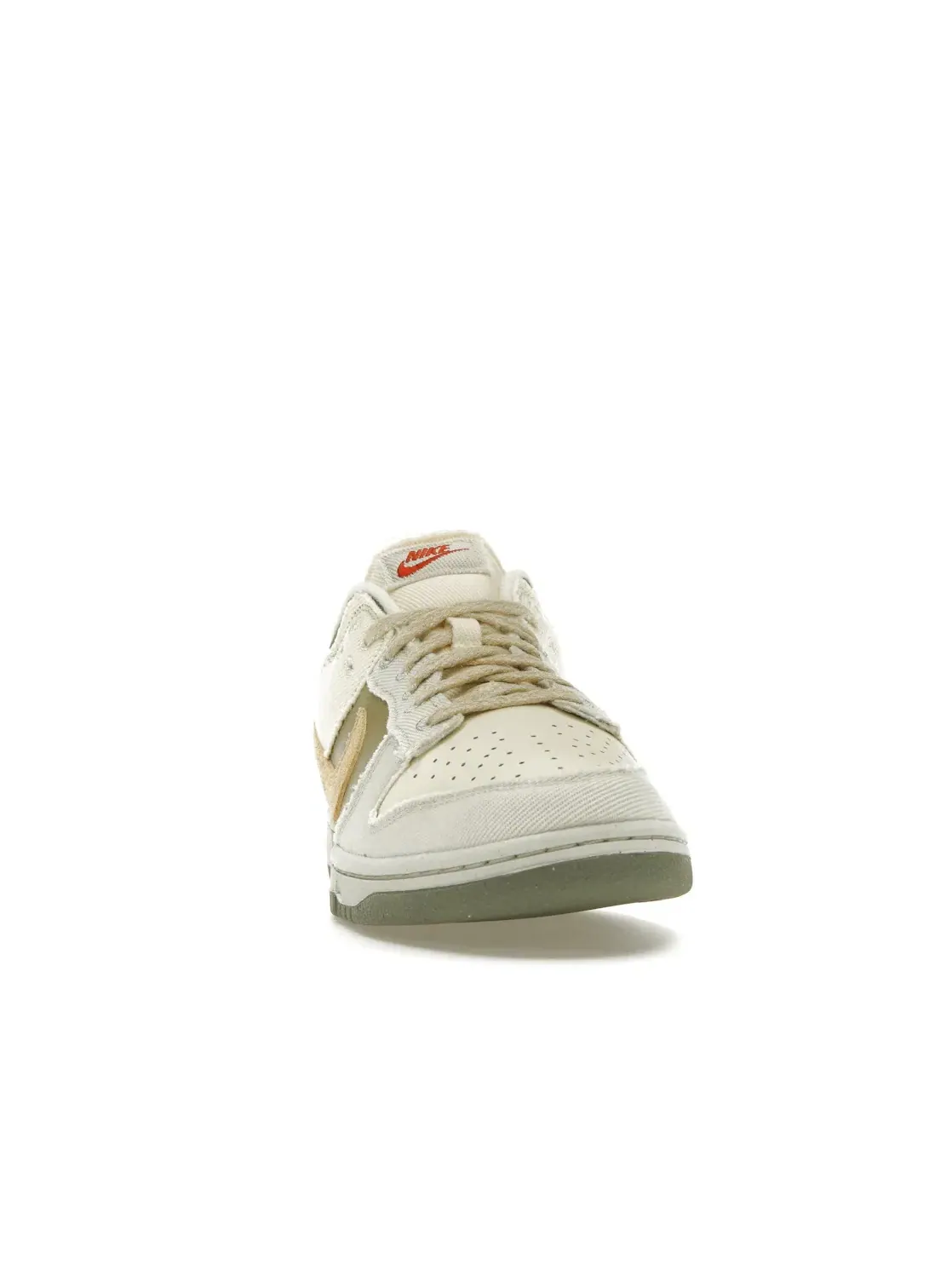 Женские кроссовки с ретро-дизайном Nike Dunk Low Nike — изображение 2 из 4, светлый/оливковый/темный