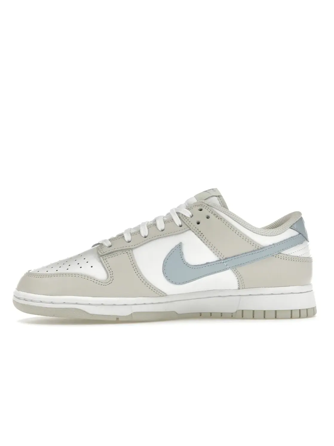 Женские кроссовки с низким верхом Nike Dunk Low — изображение 3 из 4
