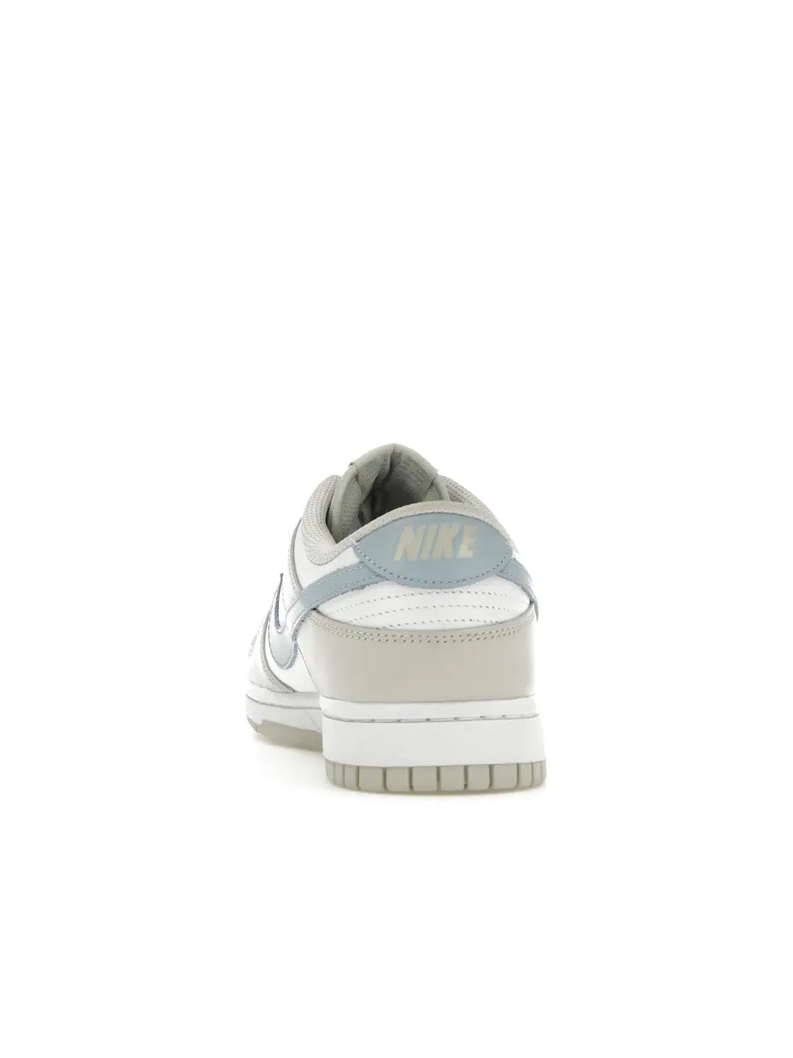 Женские кроссовки с низким верхом Nike Dunk Low — изображение 4 из 4