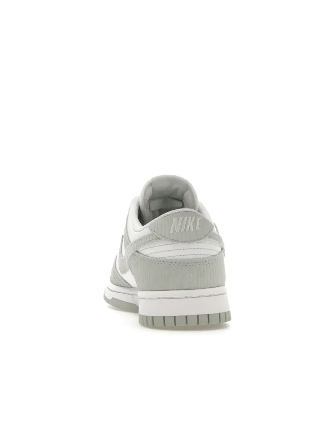 Женские кроссовки с вельветовыми вставками Nike Dunk Low — изображение 4 из 4