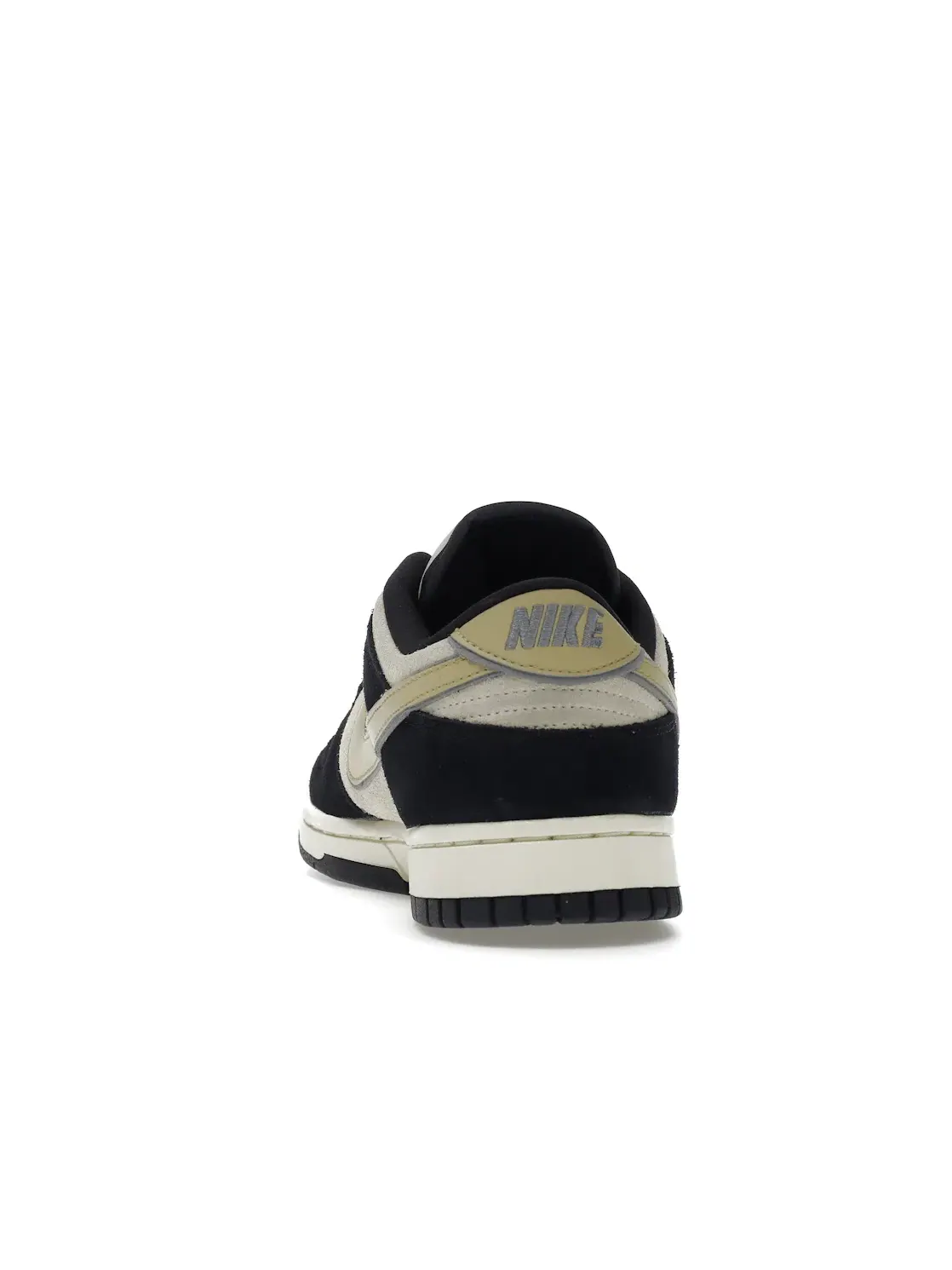 Женские кроссовки Nike Dunk Low LX — изображение 4 из 4, черный/золотистый