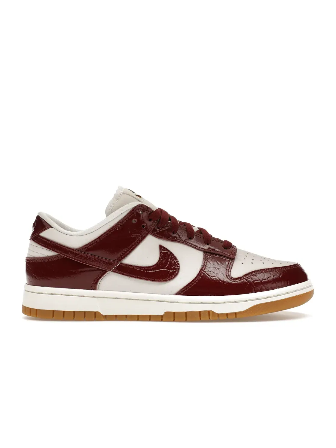 Женские кроссовки с крокодиловым принтом Nike Dunk Low LX — изображение 1 из 4
