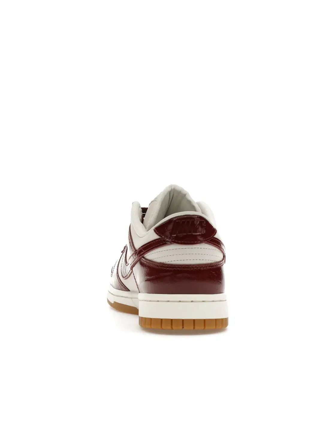 Женские кроссовки с крокодиловым принтом Nike Dunk Low LX — изображение 4 из 4