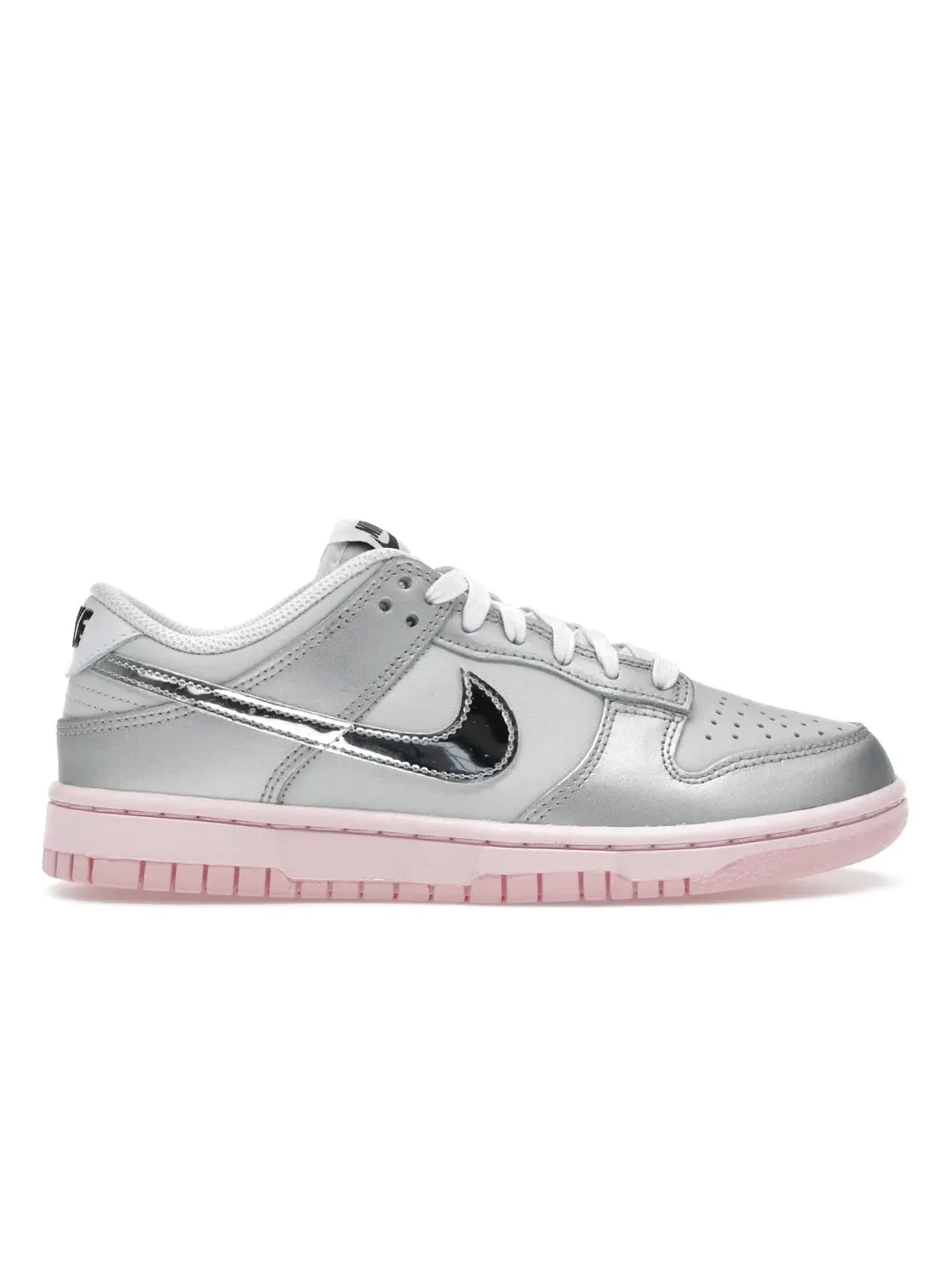 Женские кроссовки lifestyle модель Nike Dunk Low LX Nike — изображение 1 из 4
