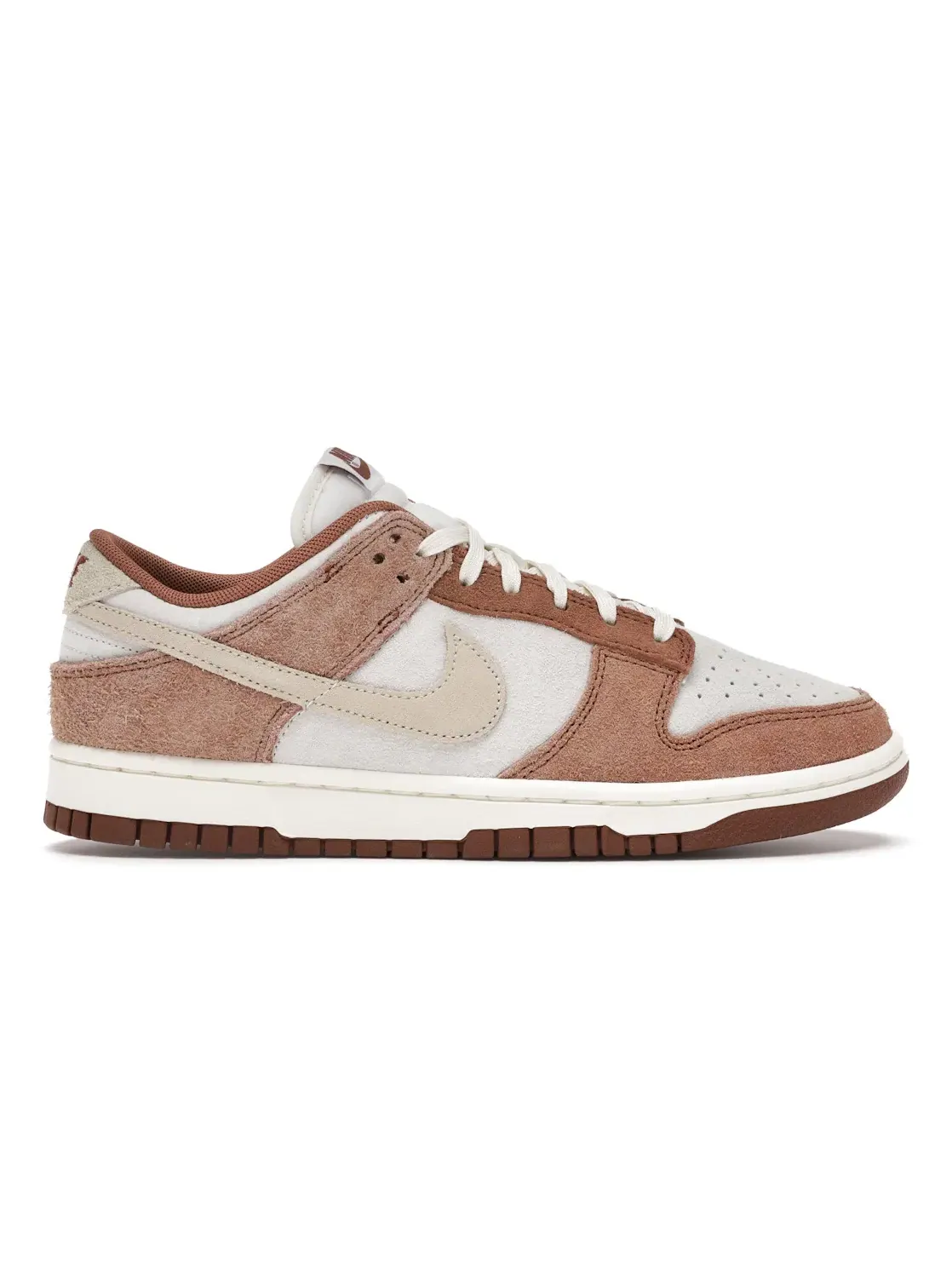Мужские кроссовки Lifestyle с замшевым верхом Nike Dunk Low — изображение 1 из 4, серый