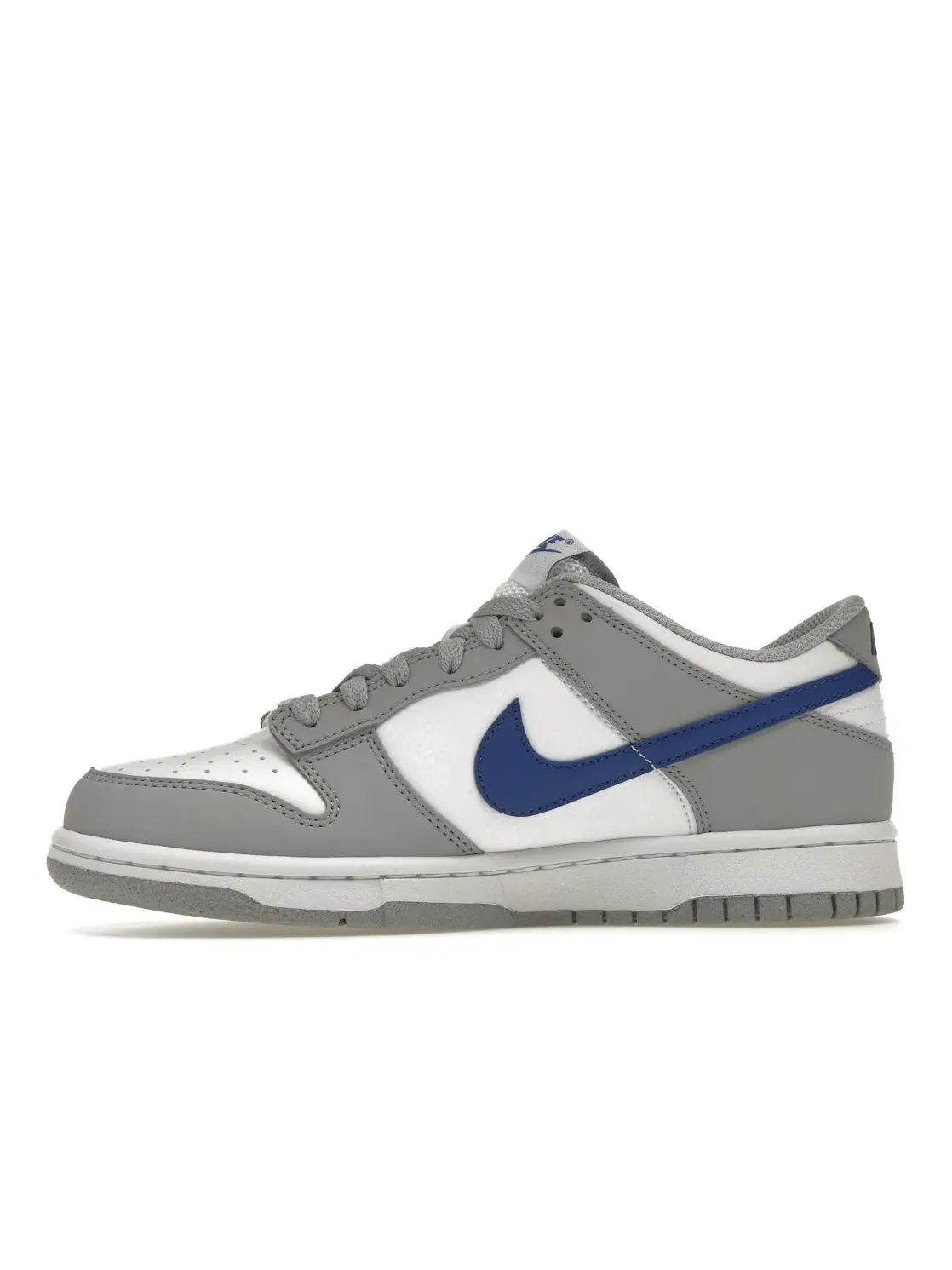 Детские кроссовки для мальчиков и девочек кожаные Nike Dunk Low — изображение 3 из 4, серый белый