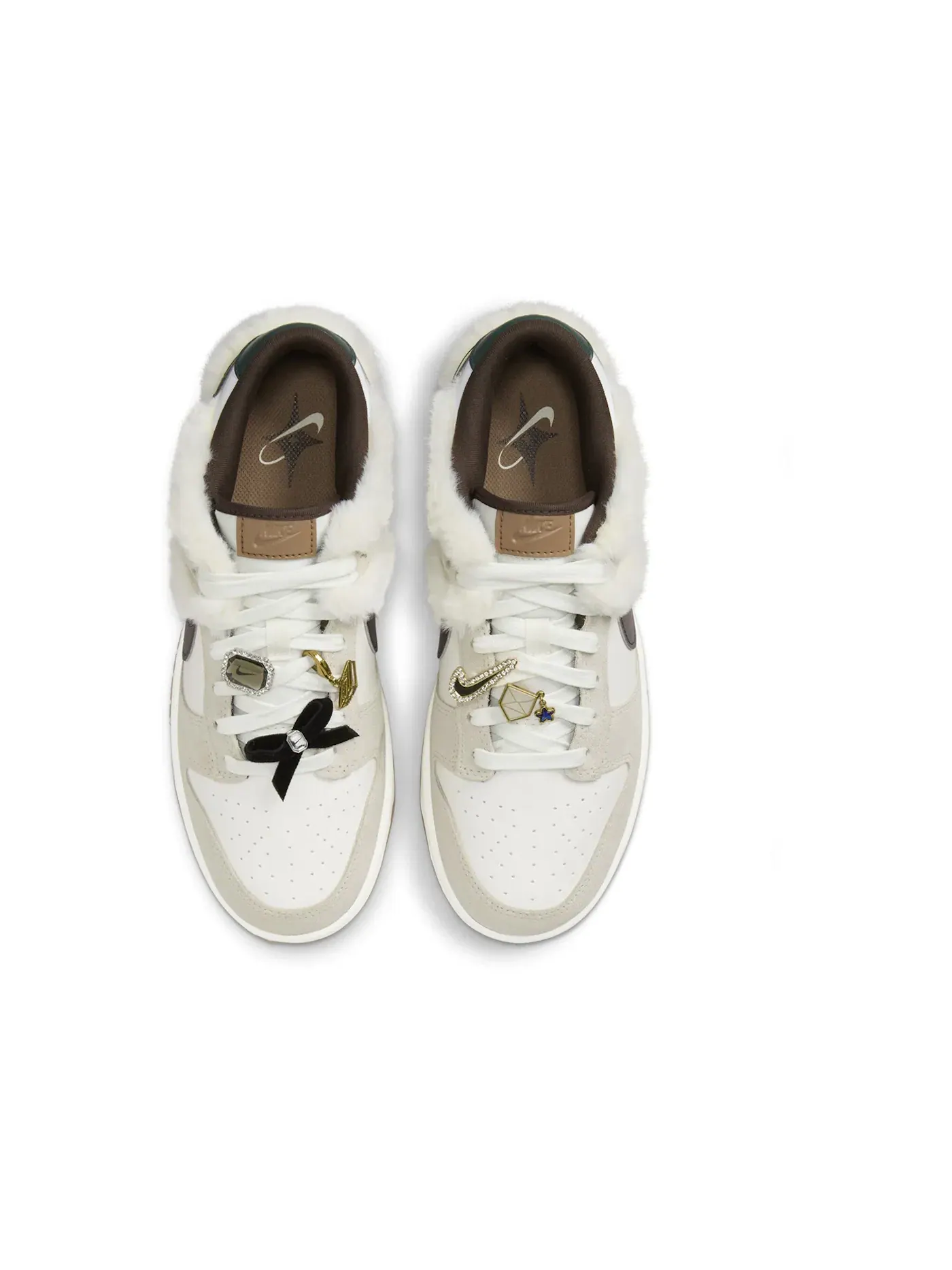 Женские кроссовки с меховыми вставками Nike Dunk Low — изображение 3 из 4