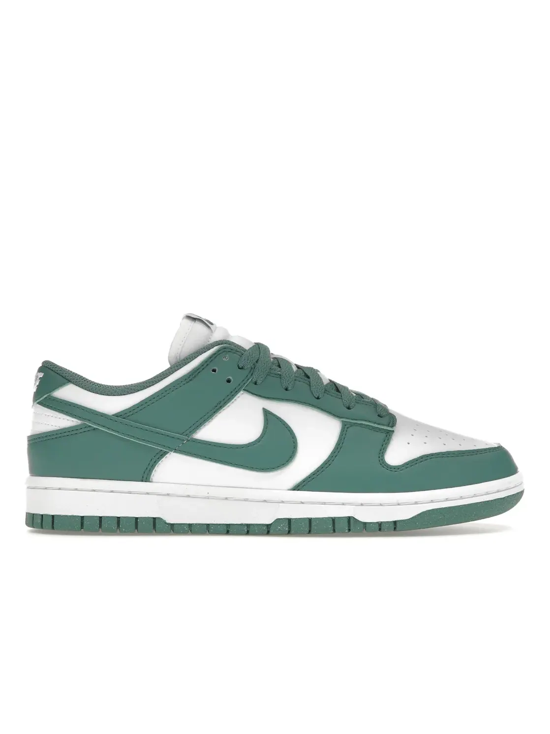 Женские кроссовки с низким верхом Nike Dunk Low Next Nature — изображение 1 из 4, белый