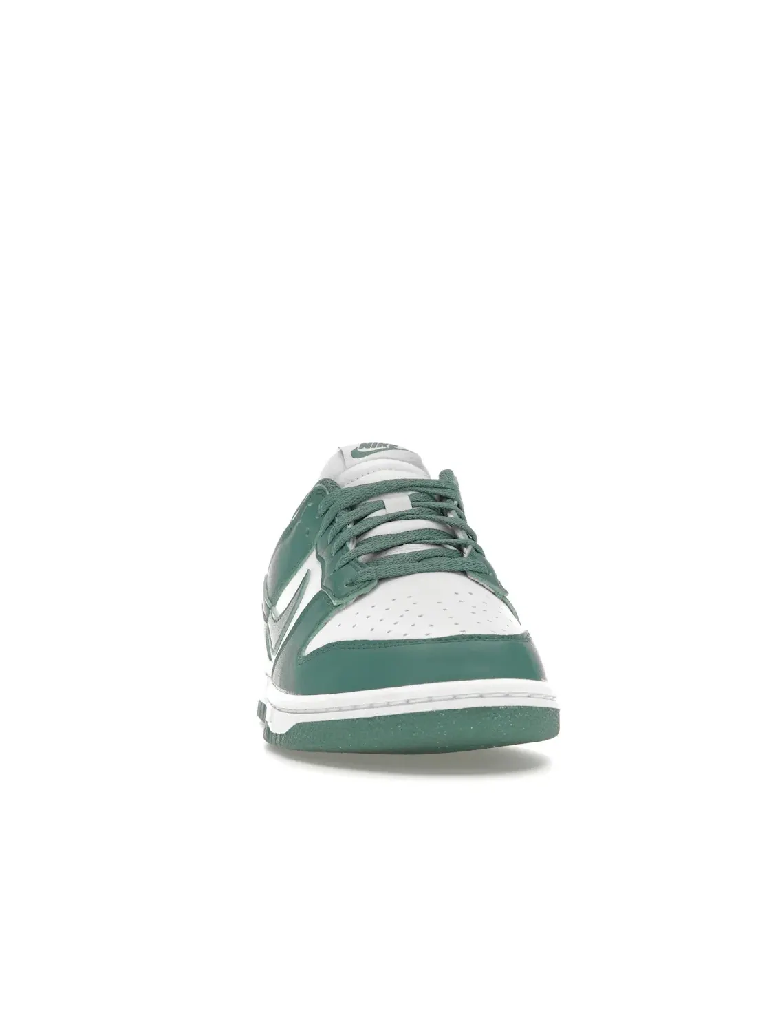 Женские кроссовки с низким верхом Nike Dunk Low Next Nature — изображение 2 из 4, белый