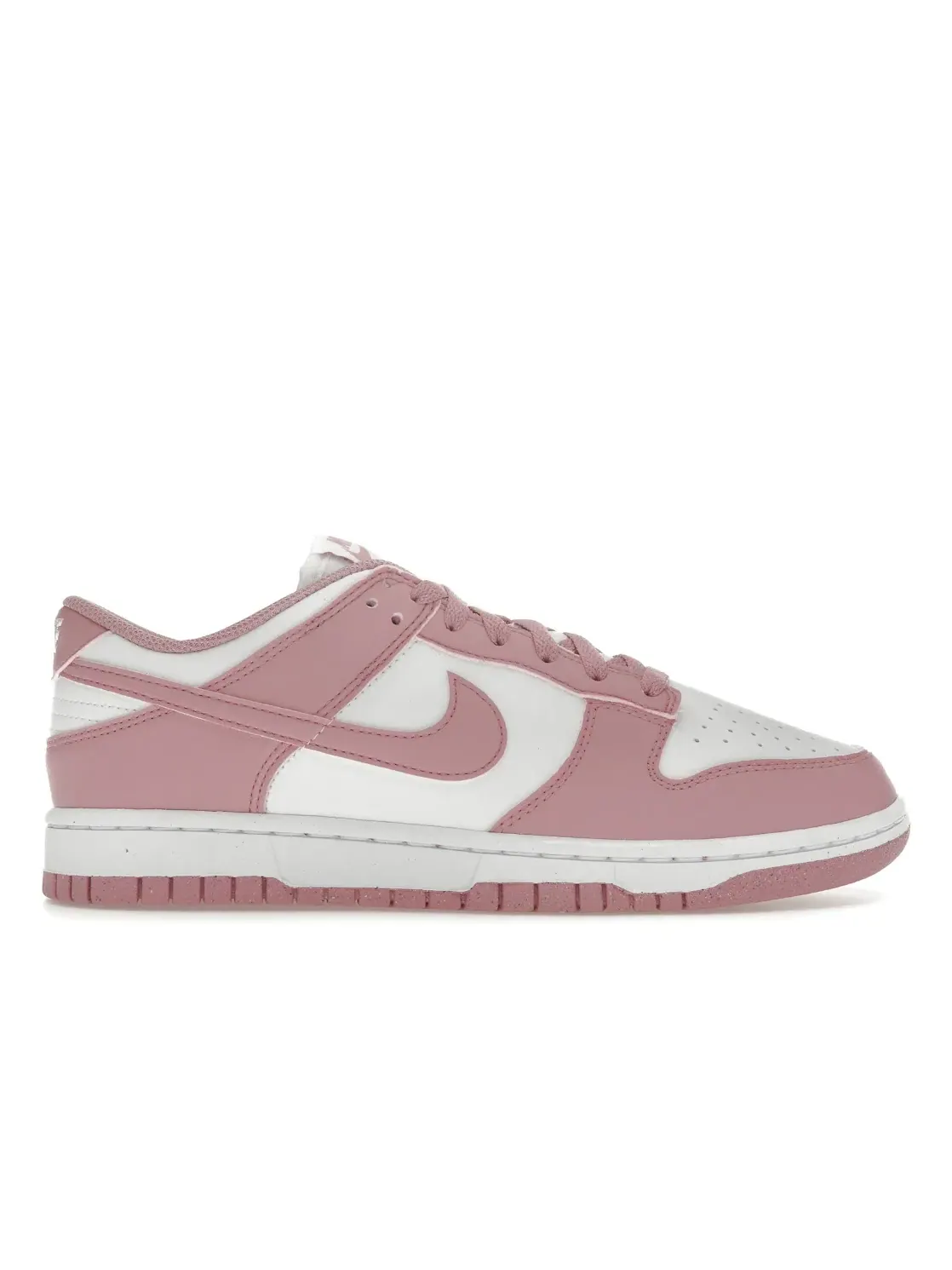 Женские кроссовки с низким профилем Nike Dunk Low Next Nature — изображение 1 из 4, белый розовый