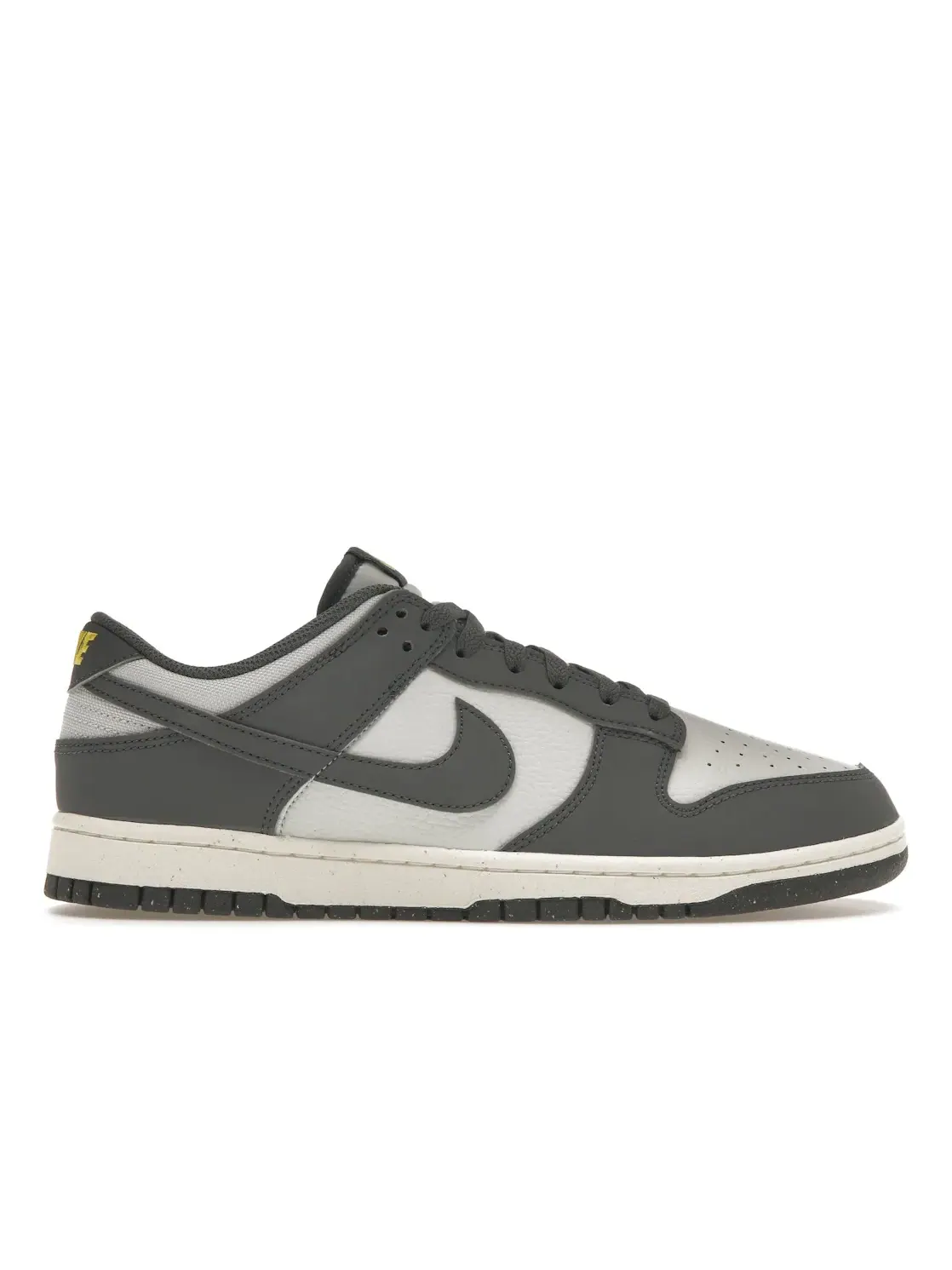Мужские кроссовки Lifestyle Nike Dunk Low Next Nature — изображение 1 из 4, серый