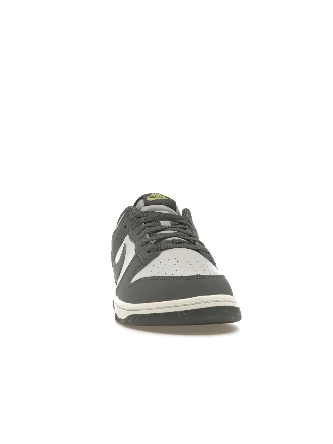 Мужские кроссовки Lifestyle Nike Dunk Low Next Nature — изображение 2 из 4, серый