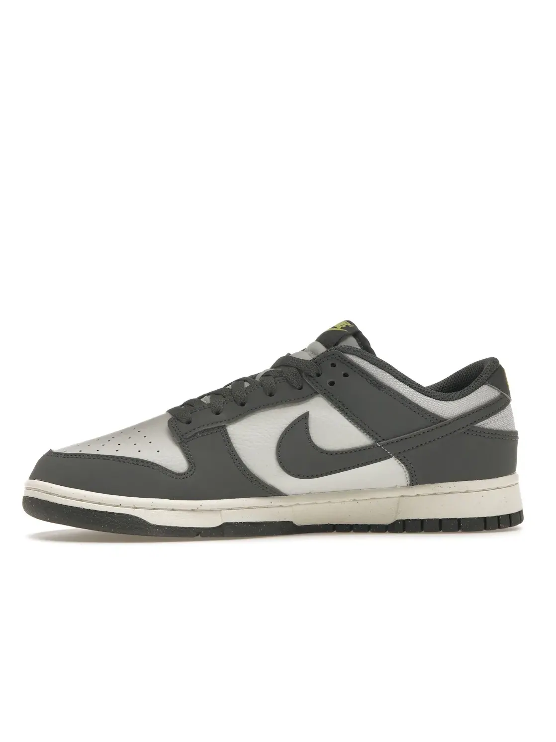 Мужские кроссовки Lifestyle Nike Dunk Low Next Nature — изображение 3 из 4, серый