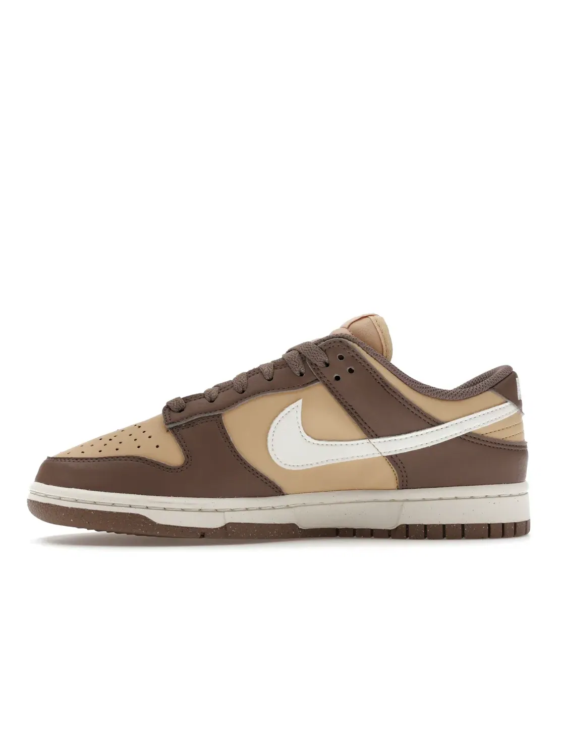 Женские кроссовки Lifestyle Nike Dunk Low Next Nature — изображение 3 из 4, коричневый