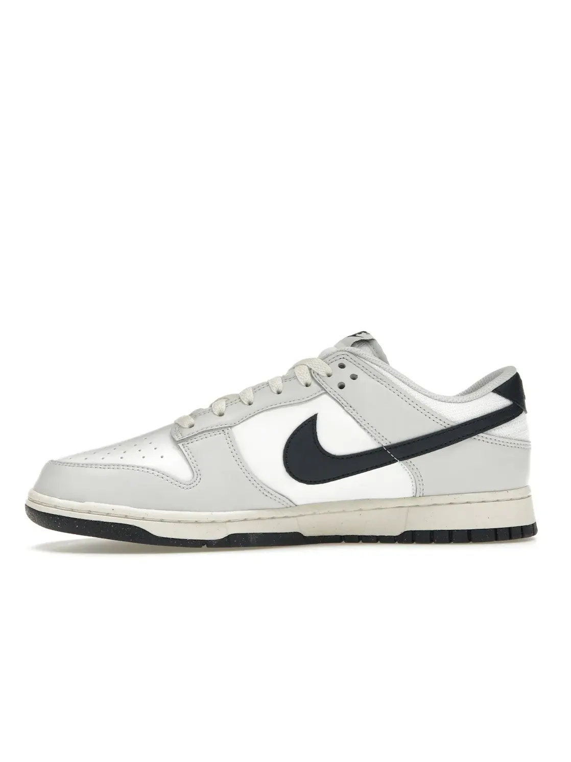 Мужские кроссовки с низким верхом Nike Dunk Low Next Nature Nike — изображение 3 из 4, белый