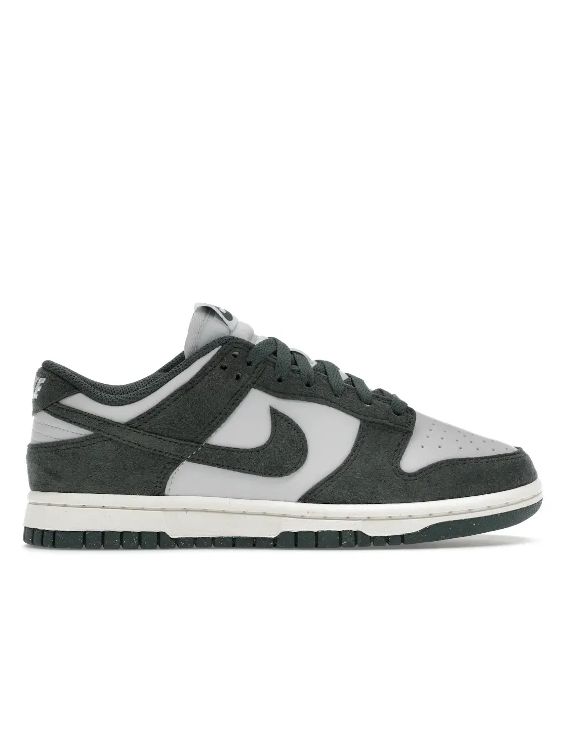 Женские кроссовки Lifestyle Nike Dunk Low Next Nature — изображение 1 из 4, винтажный зеленый//белый