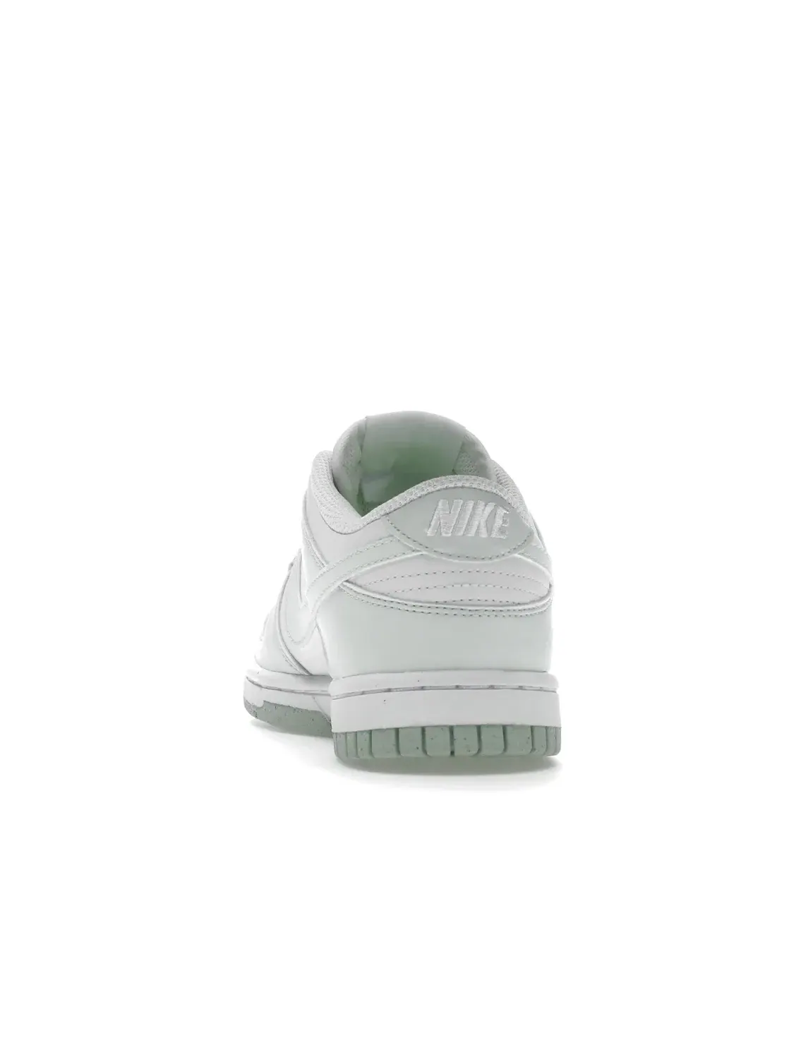 Женские кроссовки из переработанных материалов Nike Dunk Low Next Nature Nike — изображение 4 из 4, белый