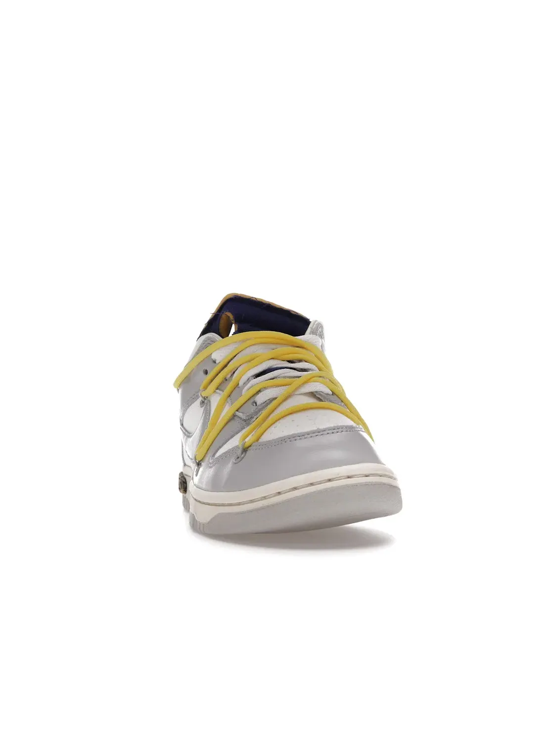 Мужские кроссовки Lifestyle Nike Dunk Low Off-White Lot 27 Nike — изображение 2 из 4, серый