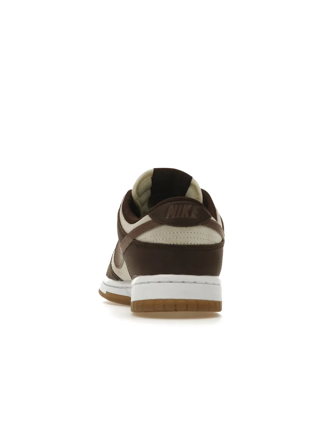 Женские кроссовки Lifestyle с уникальным цветом Nike Dunk Low Nike — изображение 4 из 4, белый