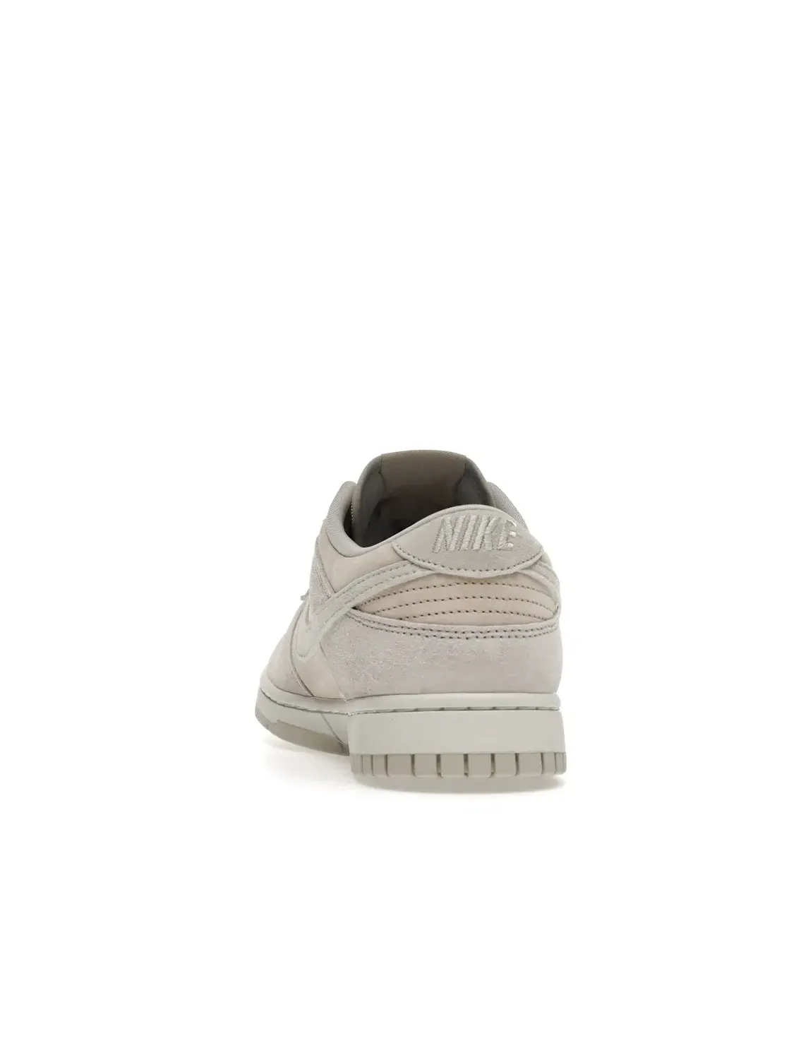 Мужские кроссовки с замшевым верхом Nike Dunk Low Premium — изображение 4 из 4, серый/белый/белый