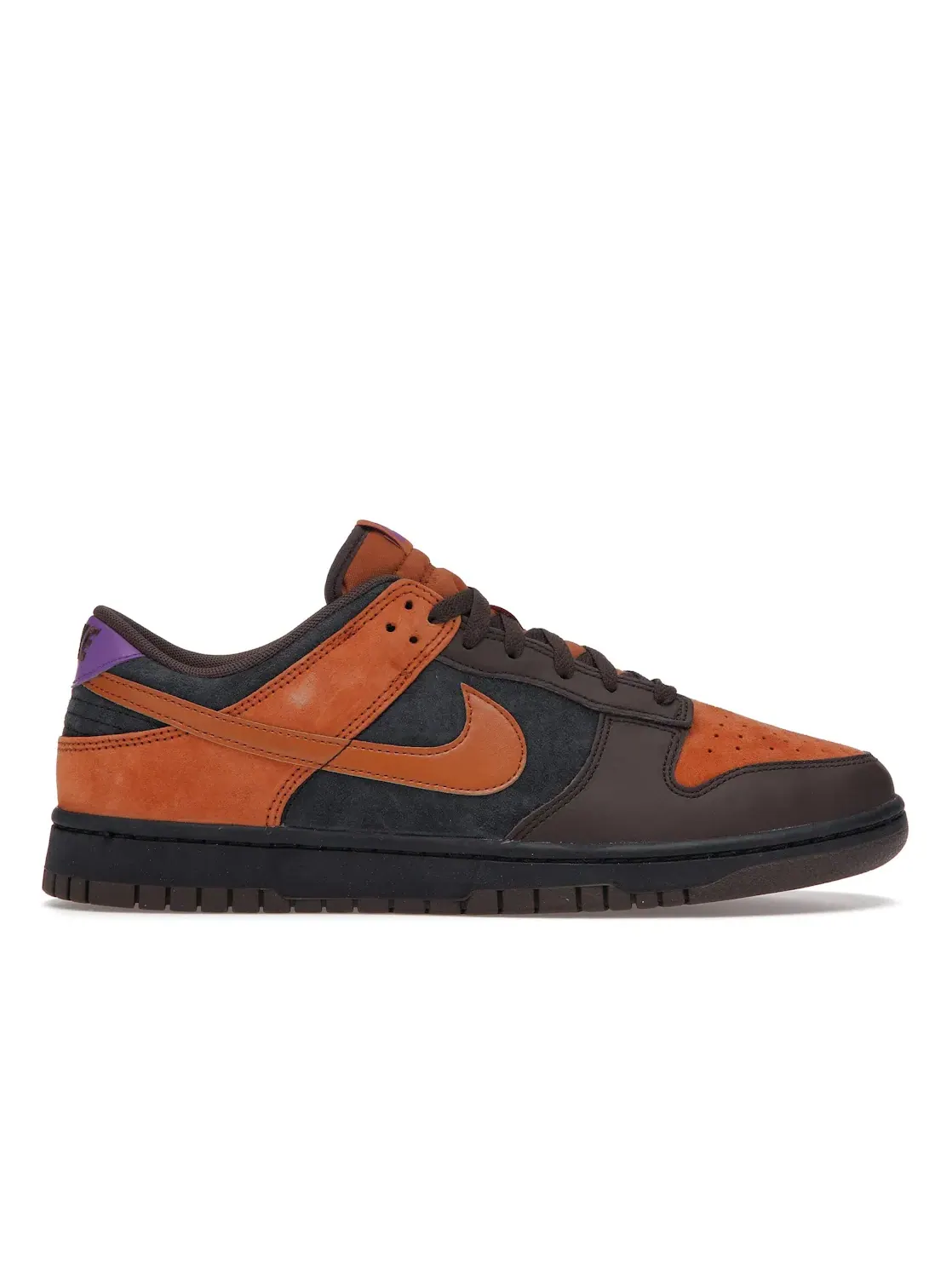 Мужские кроссовки Lifestyle с замшевым верхом Nike Dunk Low — изображение 1 из 4, черный/-темный