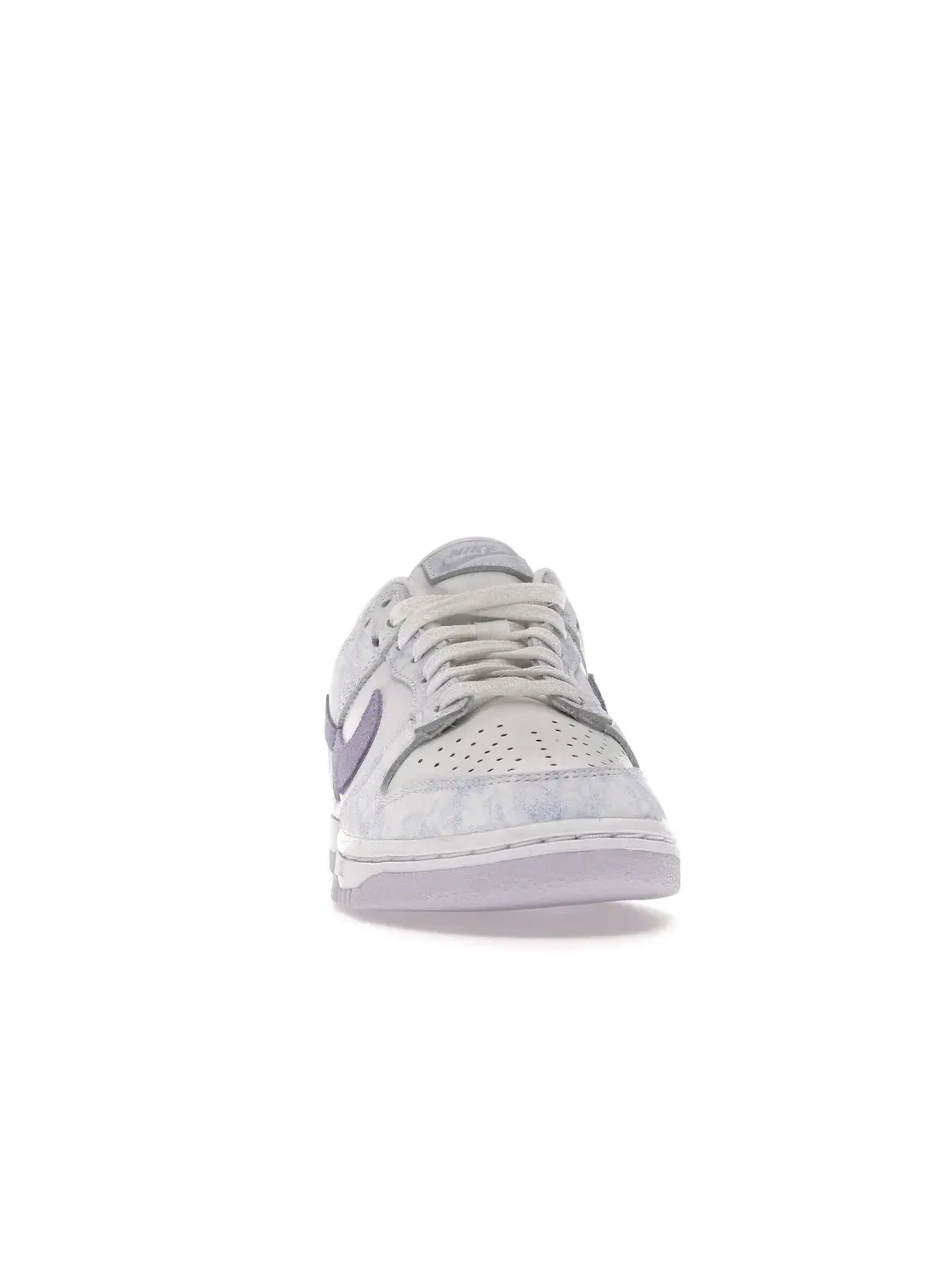 Женские кроссовки lifestyle с кожаным верхом Nike Dunk Low — изображение 2 из 4