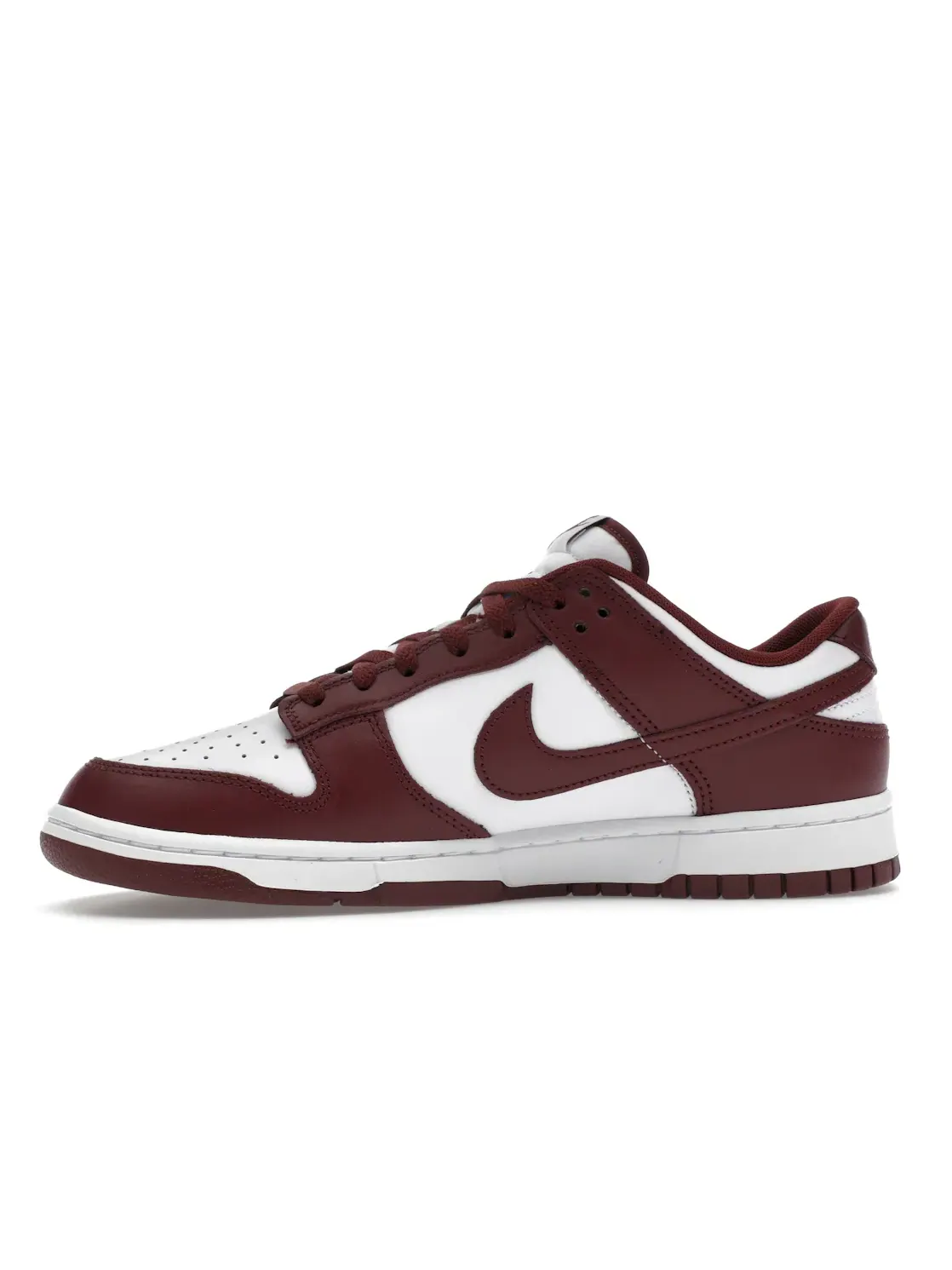 Мужские кроссовки с перфорированным носком Nike Dunk Low Nike — изображение 3 из 4, белый//красный