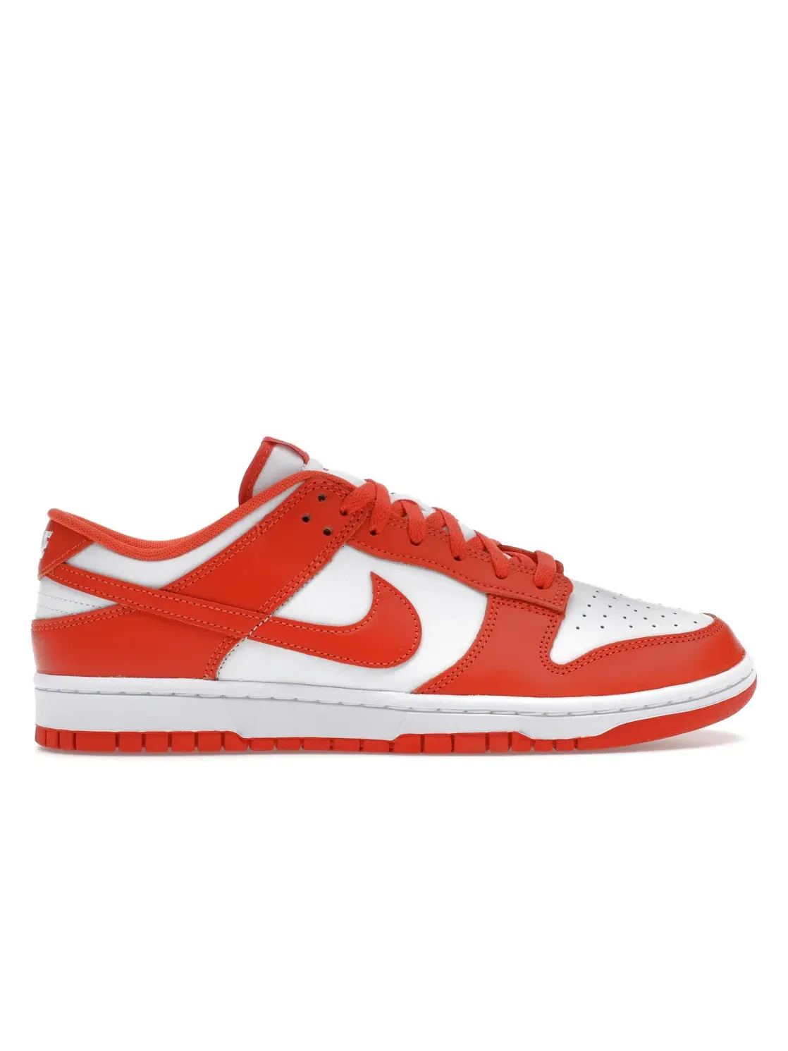 Мужские кроссовки Lifestyle с кожаным верхом Nike Dunk Low Retro — изображение 1 из 4, белый//белый