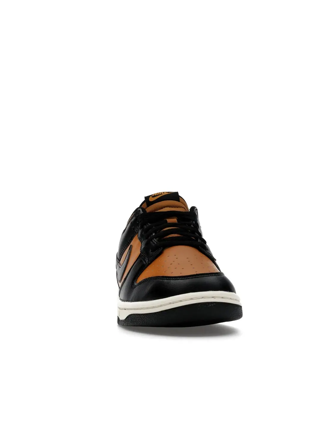 Мужские кроссовки Lifestyle Nike Dunk Low Retro — изображение 2 из 4